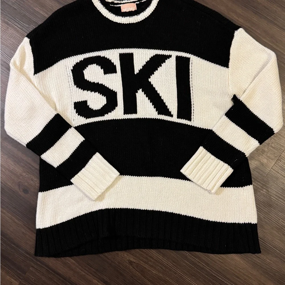 NWOT Show Me Your Mumu Black & White Ski Sweater - Picture 7 of 7